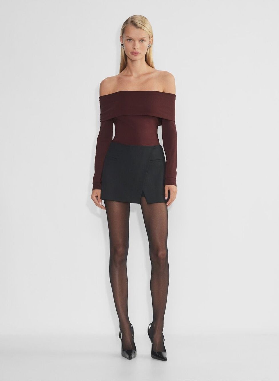 Aritzia Women's Contour Deco Off Shoulder Long Sleeve  Bodysuit burgundy XL NEW